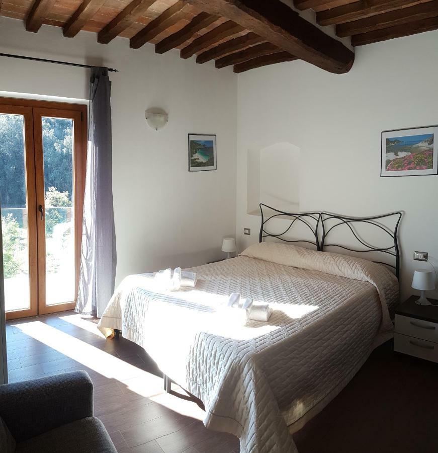 B&B Capo Pero Rio Marina Buitenkant foto